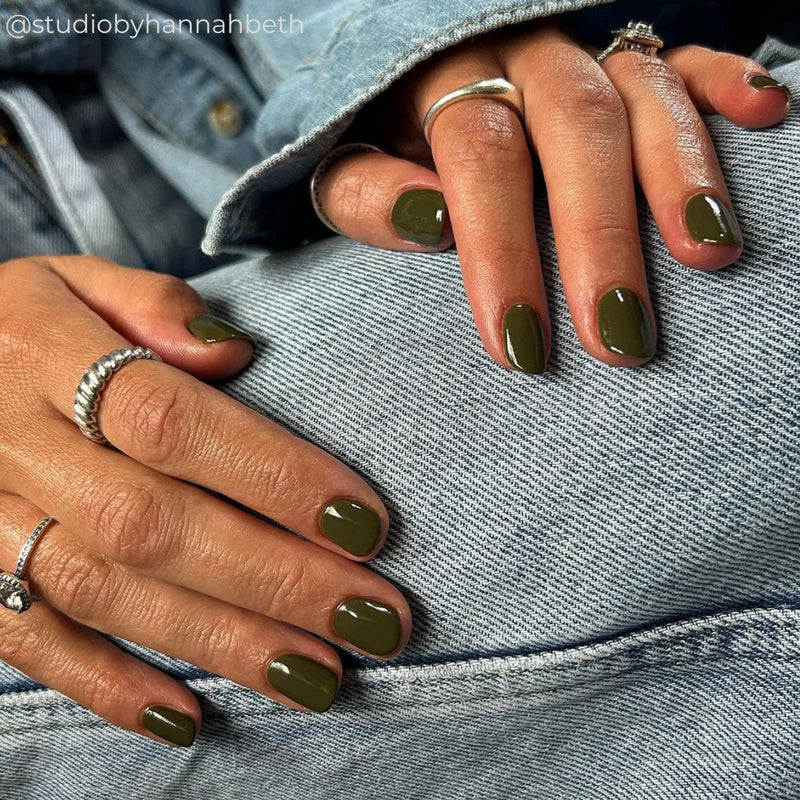 CND Vinylux Long Wear Nail Polish Cap & Gown 15ml